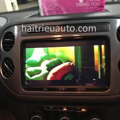 m&agrave;n h&igrave;nh android cho xe Volkswagen Tiguan