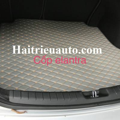 l&oacute;t cốp 5D Hyundai elantra