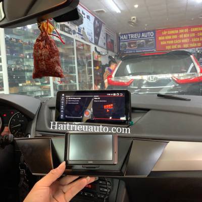 M&agrave;n h&igrave;nh android theo xe BMW X1