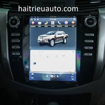 m&agrave;n h&igrave;nh tesla xe Nissan Navara 2018