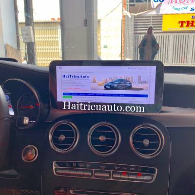 M&agrave;n h&igrave;nh android theo xe Mercedes GLC300