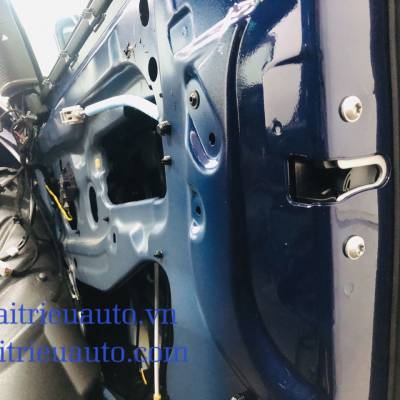 Bộ h&iacute;t cửa theo xe Vinfas Lux A2.0