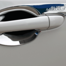 Ch&eacute;n cửa Mazda 3