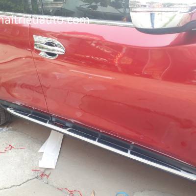 bệ bước ch&acirc;n theo xe Nissan X-Trail