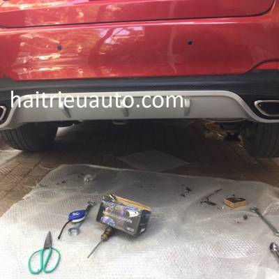 ốp chia đ&ocirc;i p&ocirc; cho xe kia cerato 