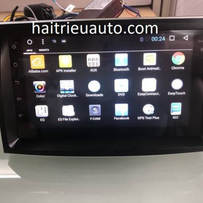 m&agrave;n h&igrave;nh android theo xe sorento 2013