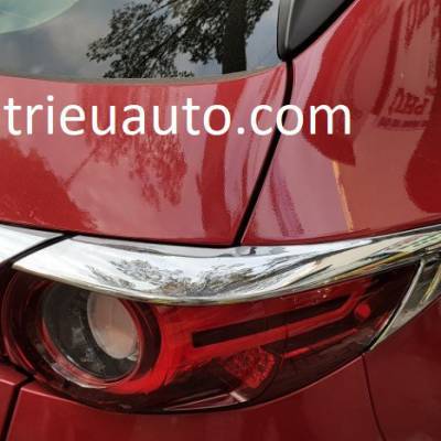 viền đ&egrave;n sau xe mazda cx5 2018