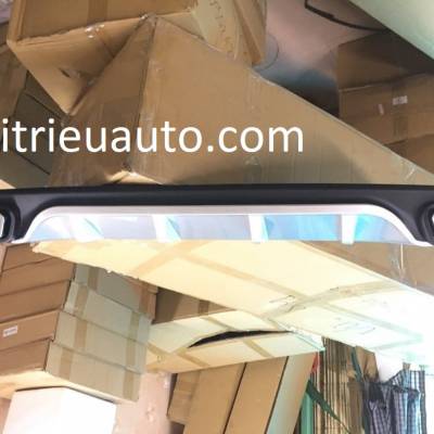 ốp chia đ&ocirc;i p&ocirc; cho xe kia sedona