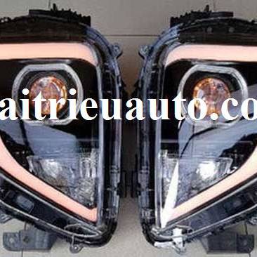 Đ&egrave;n pha độ nguy&ecirc;n bộ cho xe Mitsubishi Xpander