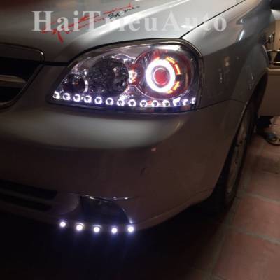 Độ đ&egrave;n bi xenon v&agrave; led cho xe carnival