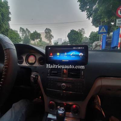 M&agrave;n h&igrave;nh android cho xe Mercedes c300 2010