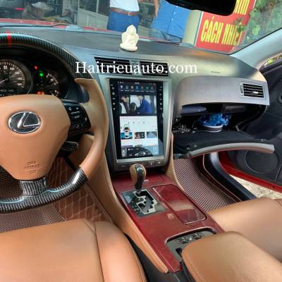 M&agrave;n h&igrave;nh tesla android theo xe Lexus GS 350 