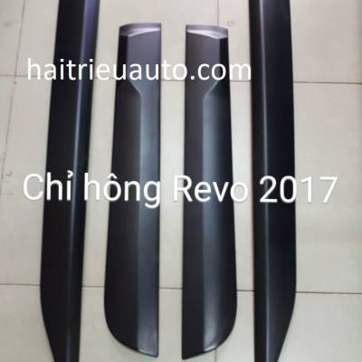 ốp h&ocirc;ng xe Revo 2018