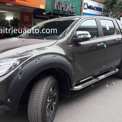 ốp cua lốp h&agrave;ng thailand cho xe mazda BT50