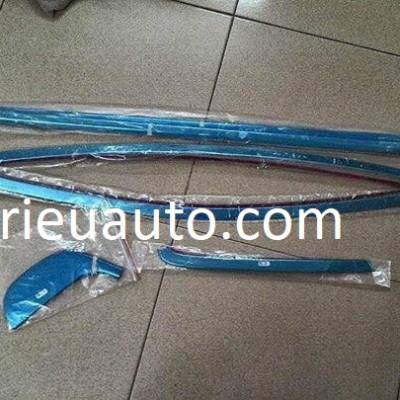 viền khung k&iacute;nh xe Kia cerato 2017