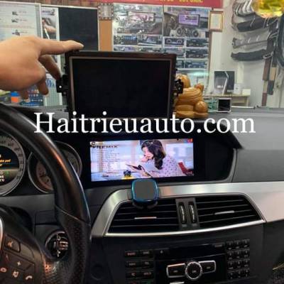 M&agrave;n h&igrave;nh android theo xe Mercedes C300 2012
