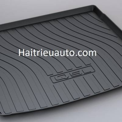 L&oacute;t cốp xe Audi Q5