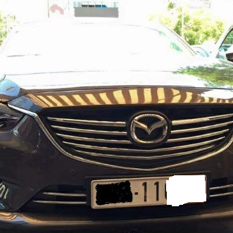 Mặt calang d&aacute;n Mazda 6