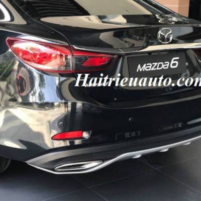 Ốp chia p&ocirc; Mazda 6