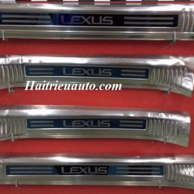 Nẹp bước ch&acirc;n Lexus