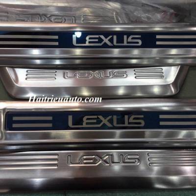 Nẹp bước ch&acirc;n phần nhựa xe Lexus