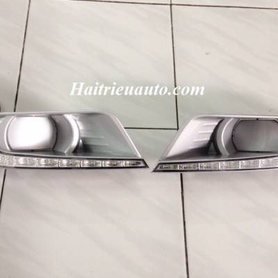 Ốp đ&egrave;n gầm c&oacute; led Ford Ranger