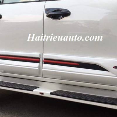 Ốp h&ocirc;ng Th&aacute;i Lan cho Toyota Hilux 2017