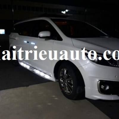 tay cửa c&oacute; đ&egrave;n led theo xe sedona
