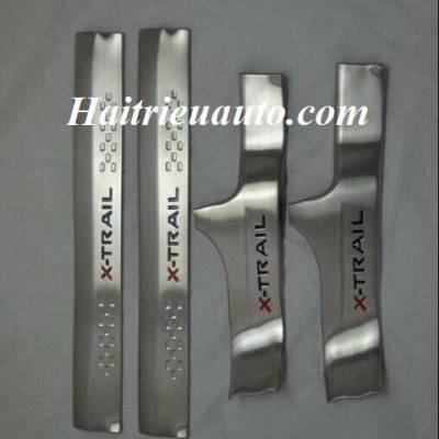 Nẹp bước ch&acirc;n trong Nissan X-Trail