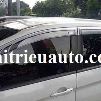 V&egrave; che mưa Mitsubishi Xpander