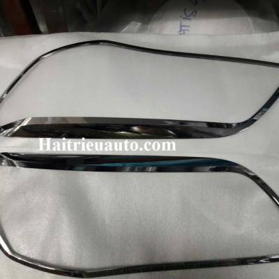viền đ&egrave;n trước cho xe Captiva 2015