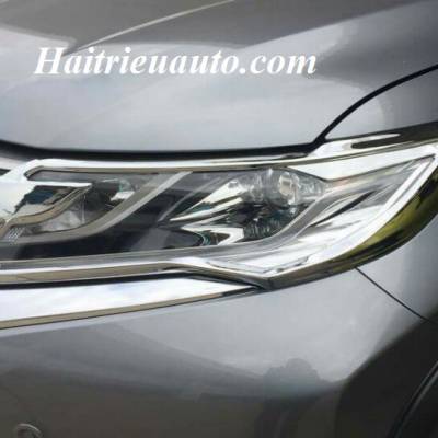 Viền đ&egrave;n trước Mitsubishi Pajero Sport