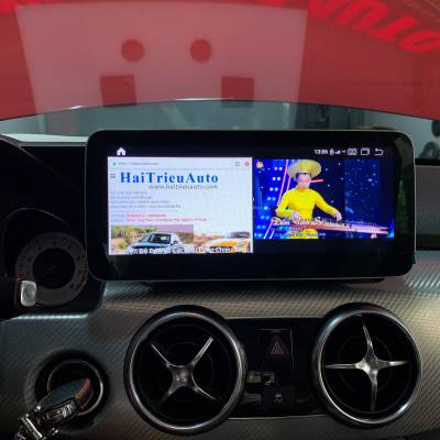M&agrave;n h&igrave;nh android Omas xe Mercedes GLK 2012-2015