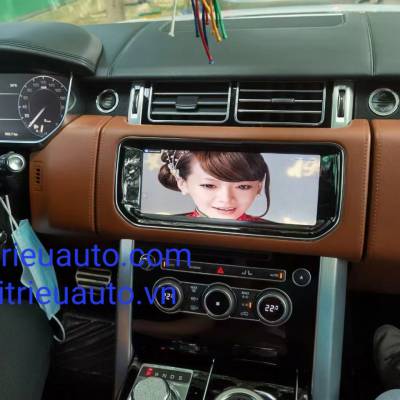m&agrave;n h&igrave;nh android theo xe Range Rover Vogue