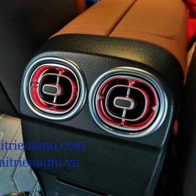 Cửa gi&oacute; Turbine led sau xe mercedes C 2022
