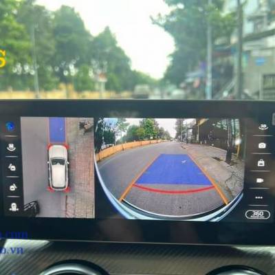 M&agrave;n h&igrave;nh android Omas 360 xe mercedes GLK 2014