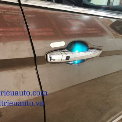 Tay mở cửa c&oacute; đ&egrave;n led xe Xpander