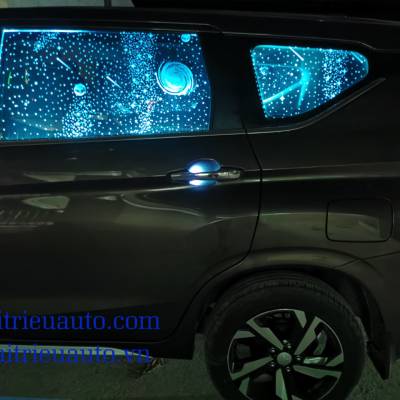 Led cửa k&iacute;nh xe Xpnader 