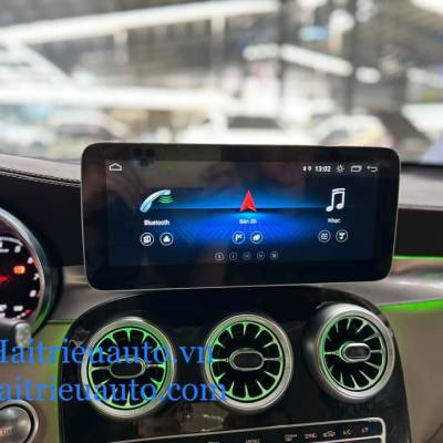 M&agrave;n h&igrave;nh android Omas xe mercedes 