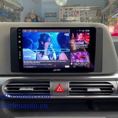 M&agrave;n h&igrave;nh android xe Hyundai Stargazer