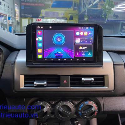 M&agrave;n h&igrave;nh android xe Triton 2024