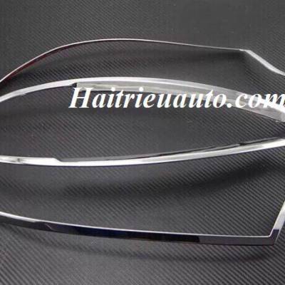 Viền đ&egrave;n trước Mitsubishi Outlander