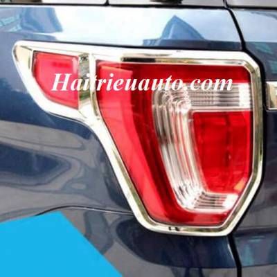 Viền đ&egrave;n sau xe Explorer