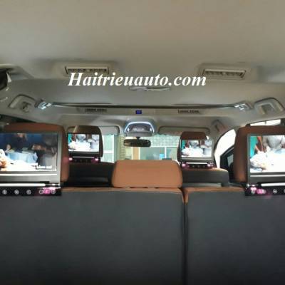 M&agrave;n h&igrave;nh gối đầu cho xe Innova 2017