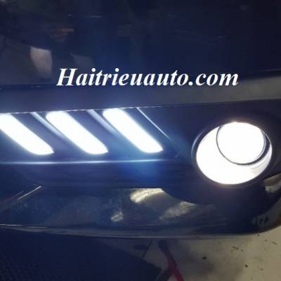 Đ&egrave;n gầm trước Honda Civic 2017