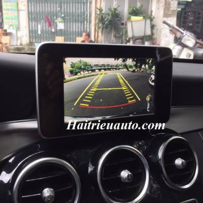 Lắp camera l&ugrave;i cho Mercedes GLC Class