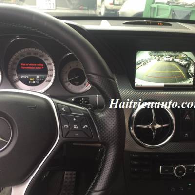 Lắp camera l&ugrave;i cho xe Mercedes GLK