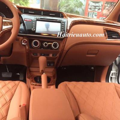 Honda City đổi m&agrave;u nội thất