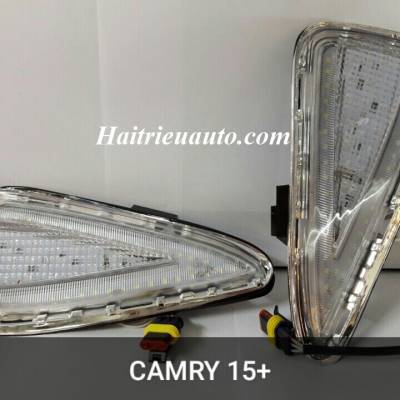 Đ&egrave;n Led gầm Camry 2015