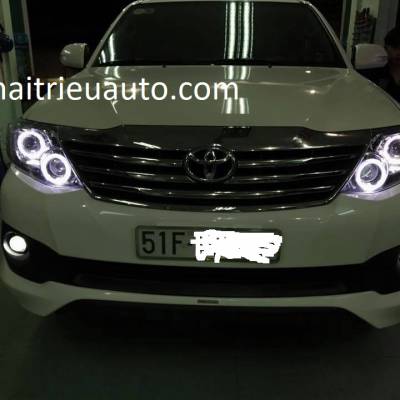 độ đ&egrave;n xenon cho xe fortuner